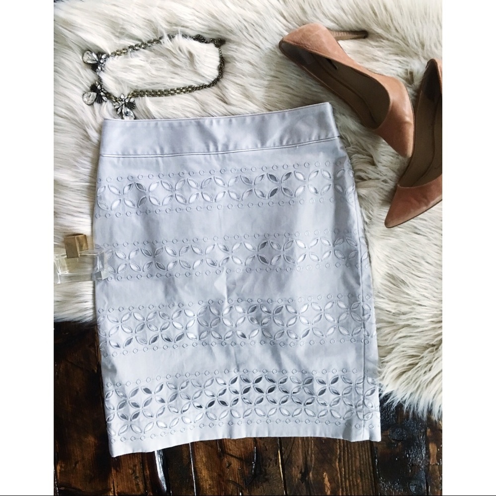White House Black Market Eyelet Pencil Skirt